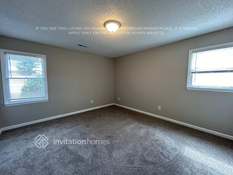 Building Photo - 3868 Crusade Dr