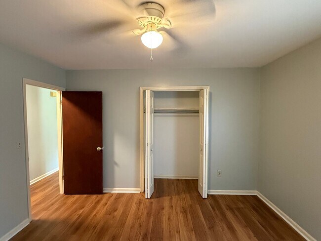 Building Photo - 209 Longstreet St
