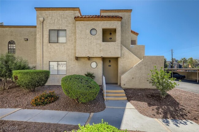Primary Photo - 2977 Juniper Hills Blvd