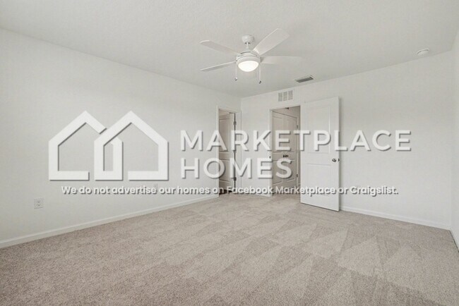 Building Photo - 11910 Sylvia St