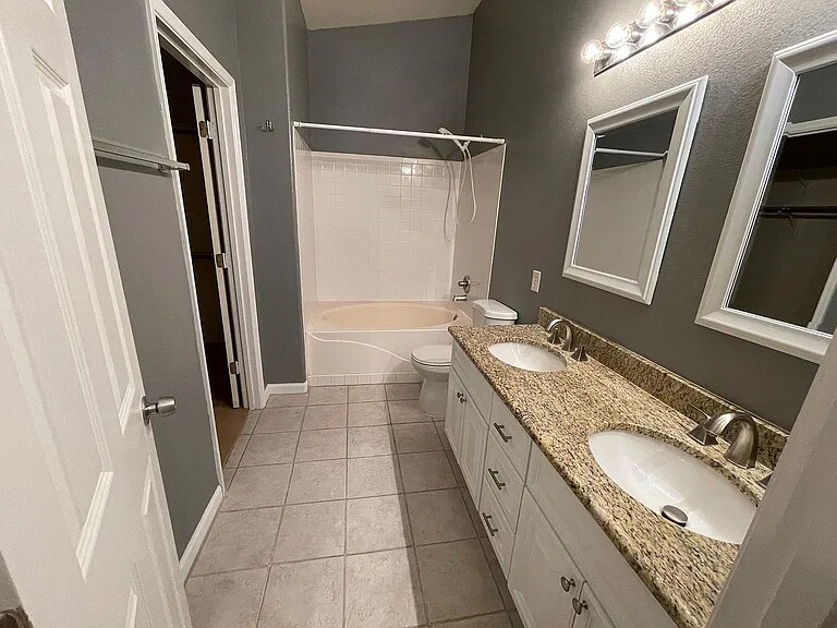 Building Photo - 8019 S Muddy Creek Dr