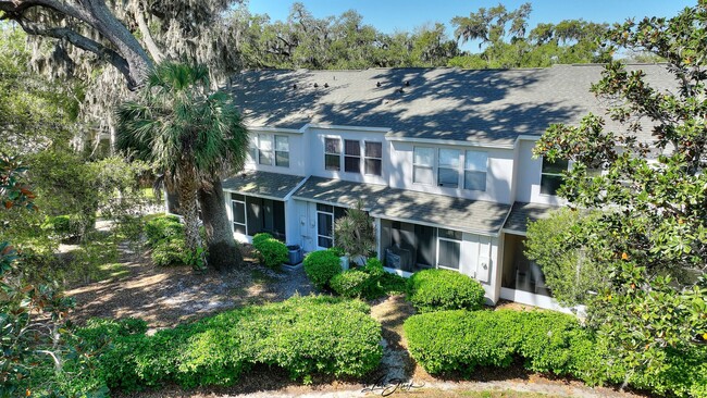 Building Photo - For rent Lake Mary townhouse 2Beth 2.5 bath
