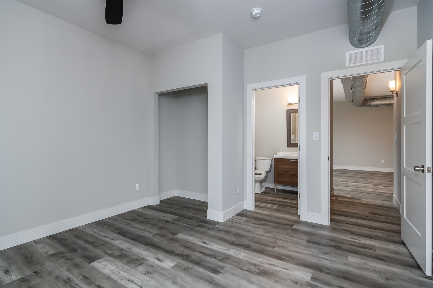 Building Photo - 2740 Lafayette Ave