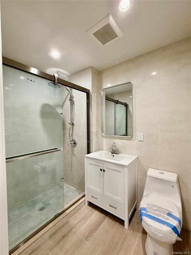 Building Photo - 40-09 29th St