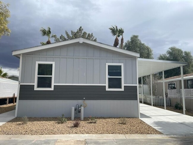 Building Photo - 1111 N Lamb Blvd