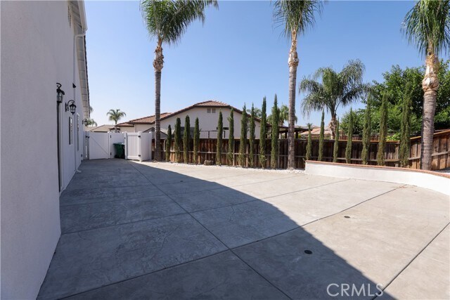 Building Photo - 25225 Stepping Stone Cir