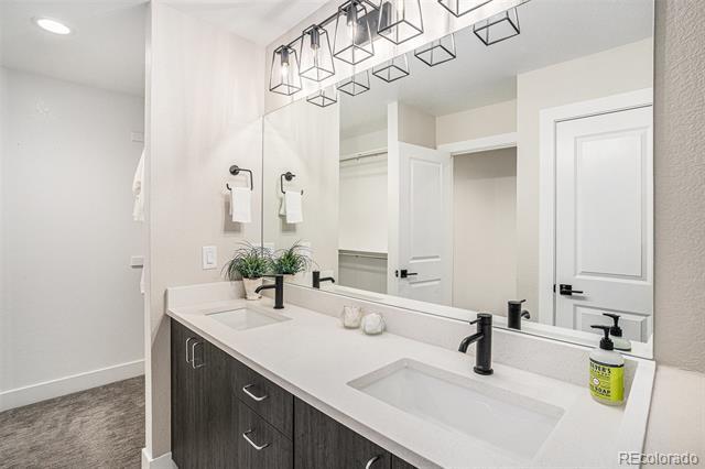 Building Photo - 1074 Knox Ct