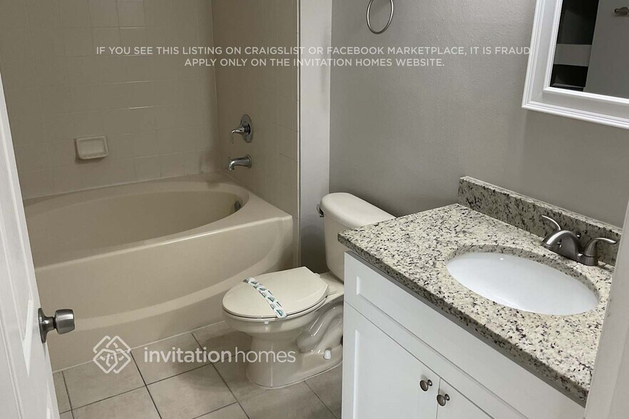 Building Photo - 6558 Cherry Grove Cir