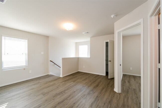 Building Photo - 23699 Goodfellow Dr