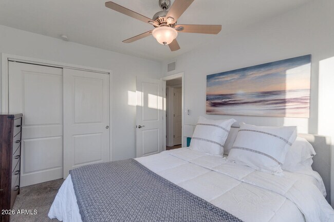 Building Photo - 6929 E 6th St