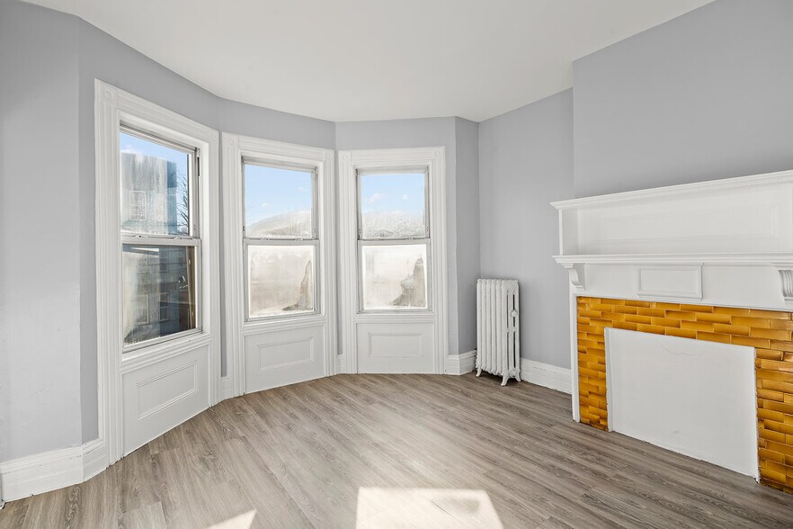 Building Photo - 73 N 14th St