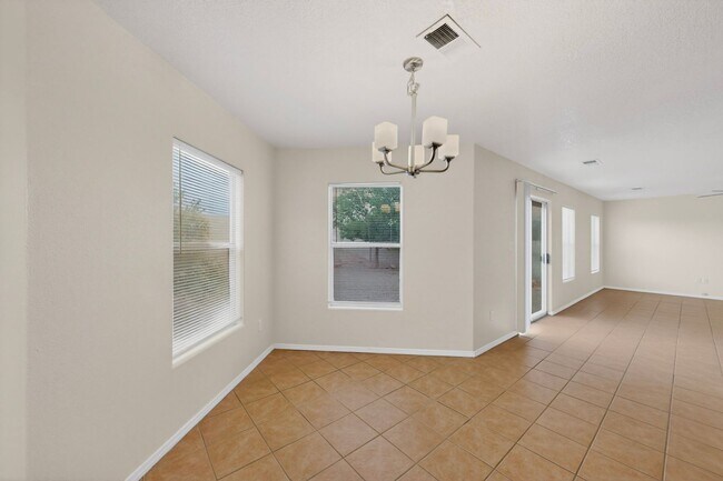 Building Photo - Spacious 5-Bedroom Home in Enchanted Hills – Rio Rancho