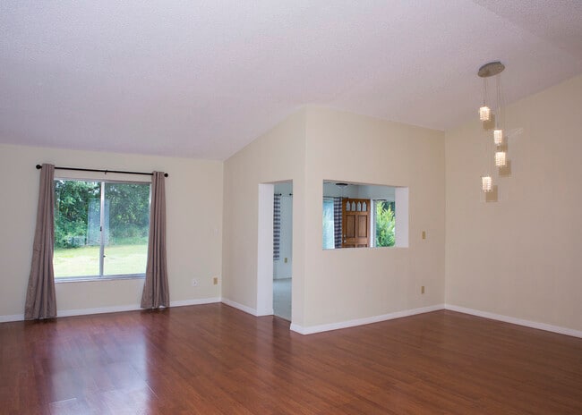 Building Photo - 28435 Trident Ct