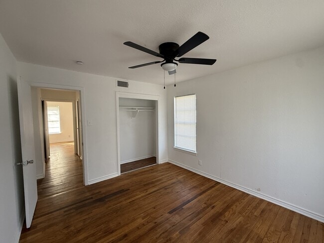 Building Photo - 15 MacArthur Dr