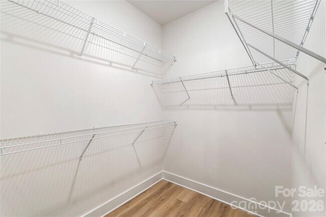 Building Photo - 3409 Holabird Ln