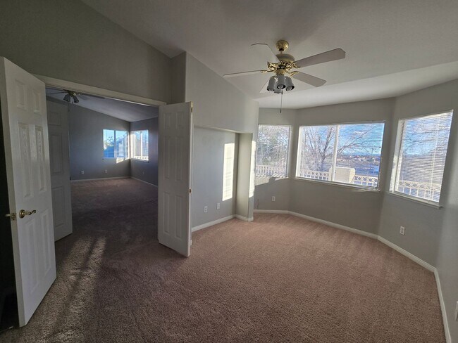 Building Photo - 6325 N Juliano Rd