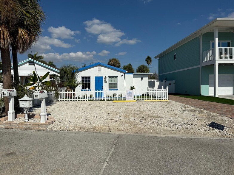 Building Photo - 13115 3rd St E