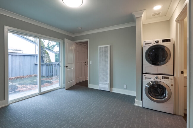 Ladera 1 Bed, 1 Bath Laundry/Bedroom - Ladera Apartments