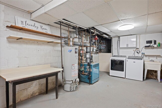 Building Photo - 305 Columbus Ave