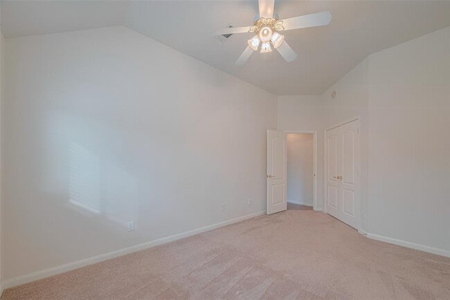 Building Photo - 11106 Fairway Dr