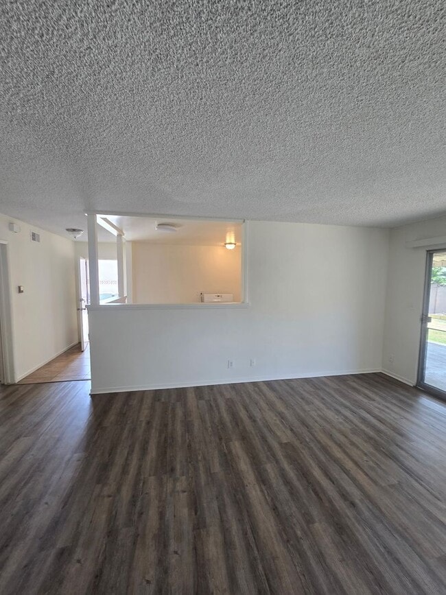 Building Photo - BUENA PARK 3 BEDROOM 2 BATH $3,500   NEAR ...