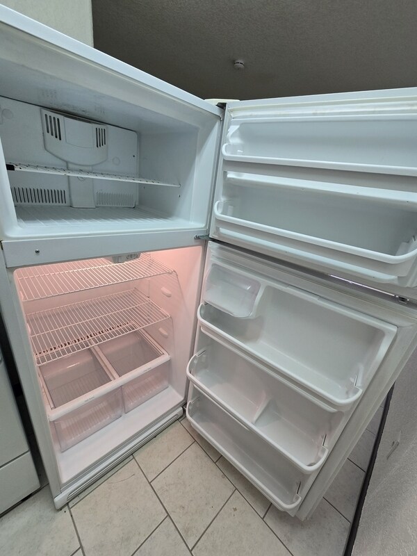 Building Photo - 126 Alton Ave