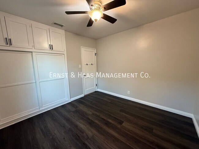 Building Photo - 1120 East E Street