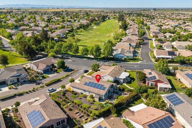 Building Photo - 295 Marks Rd