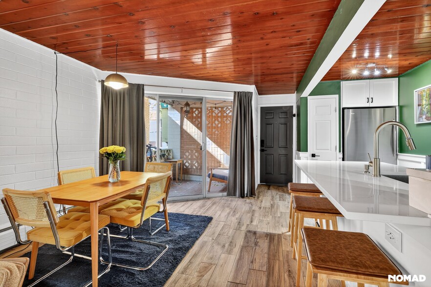 Building Photo - 1343 N High St