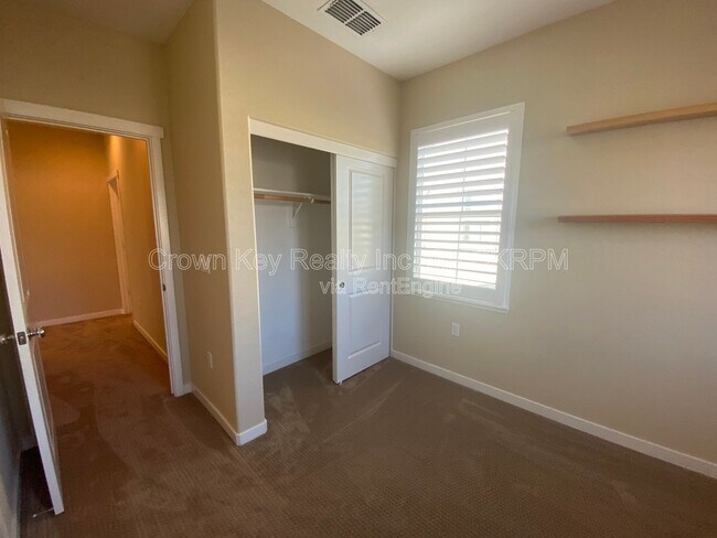 Building Photo - 18344 Spence Ave