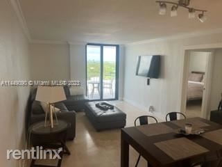 Primary Photo - 2 br, 2 bath Condo - 4301 Collins Ave Apt ...