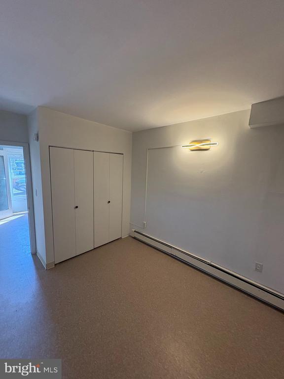 Building Photo - 9 N Church St