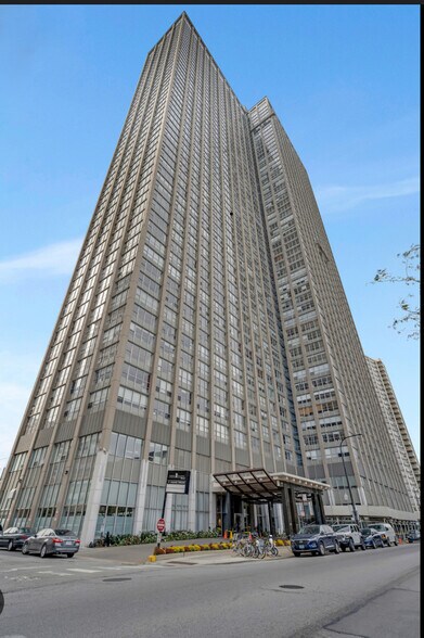 Building Photo - 655 W Irving Park Rd