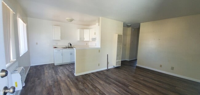 Building Photo - 114 Huntington Dr N