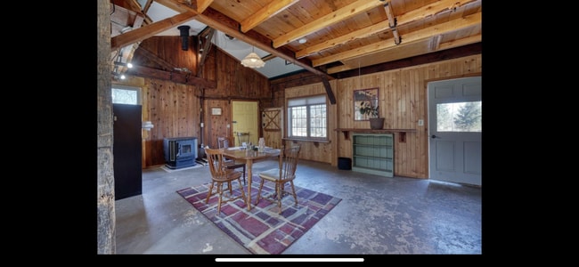 Building Photo - 17303 Rockfield Rd