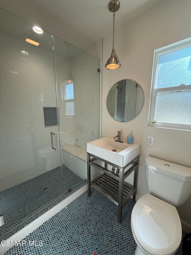 Building Photo - 23400 Collins St