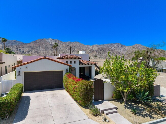 Building Photo - 53385 Avenida Mendoza