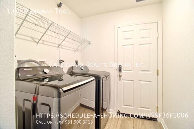 Building Photo - 1077 Runway Trl