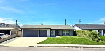 Building Photo - 231 Aborla Ln