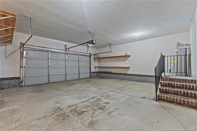 Building Photo - 1323 Shoshone Pl
