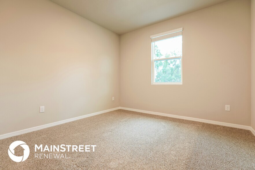 Building Photo - 11511 Woodleaf Dr