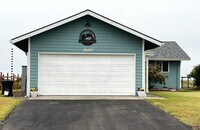 Building Photo - 19407 K Pl