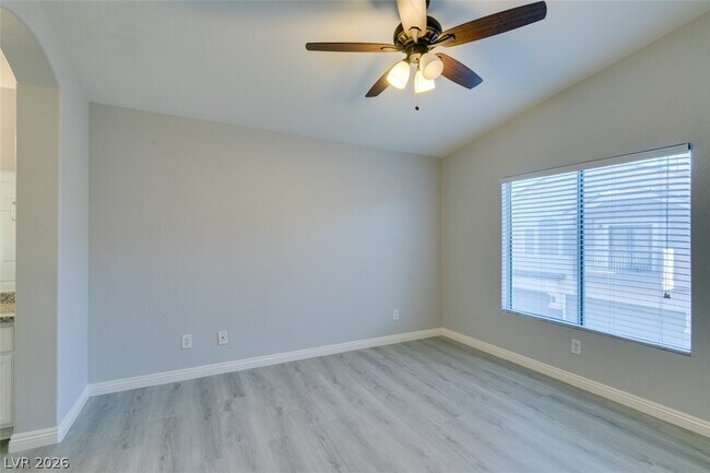 Building Photo - 6568 Strolling Plains Ln