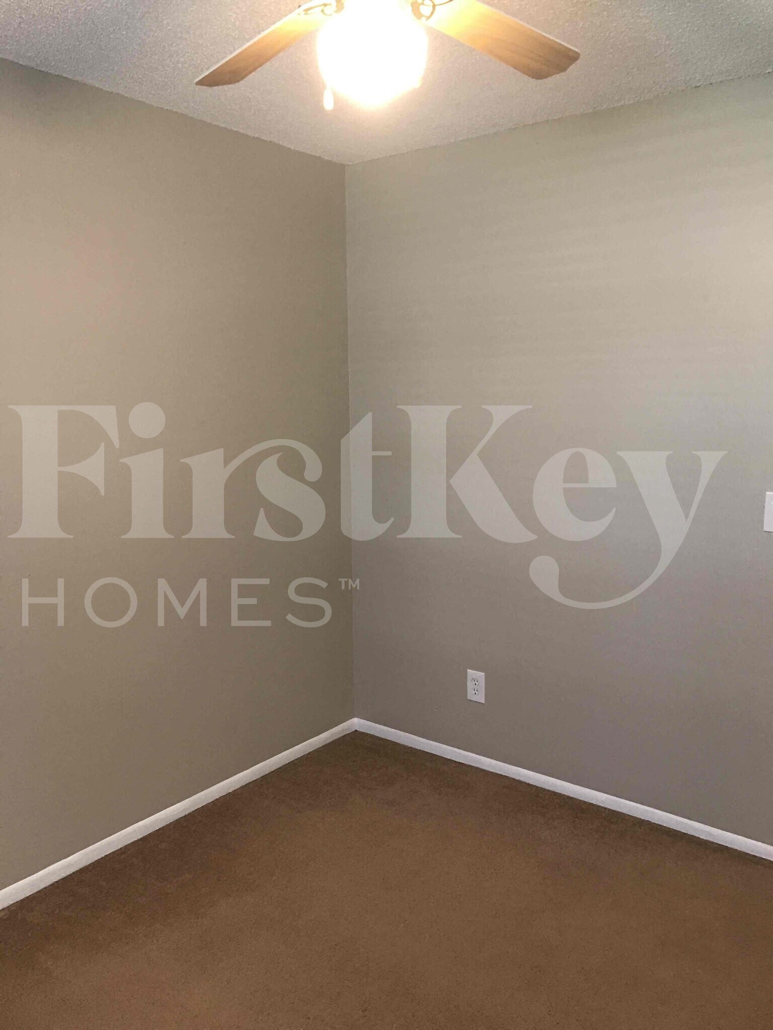 Building Photo - 660 Flagler Dr