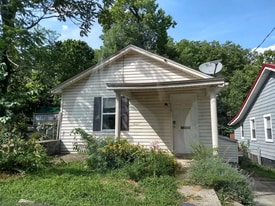 Building Photo - 113 Moberly Ave