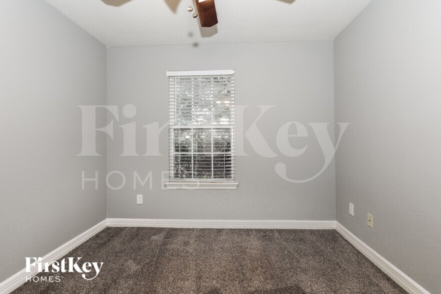 Building Photo - 1434 Loxley Dr