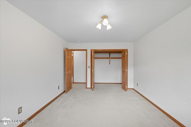 Building Photo - 342 Gastman Ct