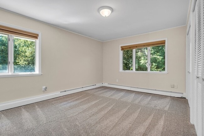 Building Photo - 606 Springs Rd