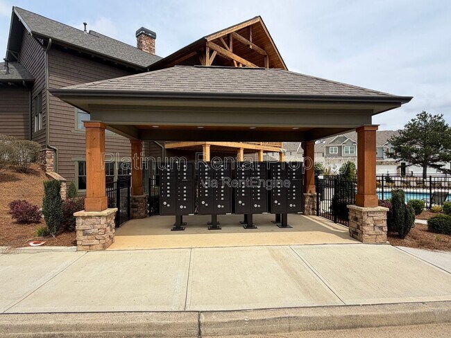 Building Photo - 42 Rustin Rdg