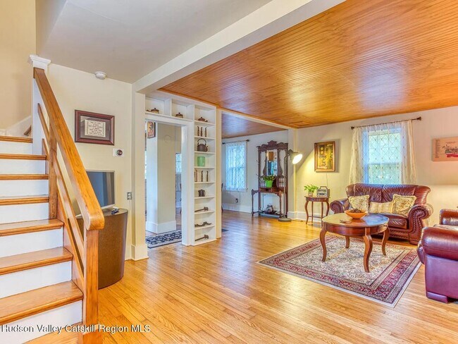 Building Photo - 3209 NY-212